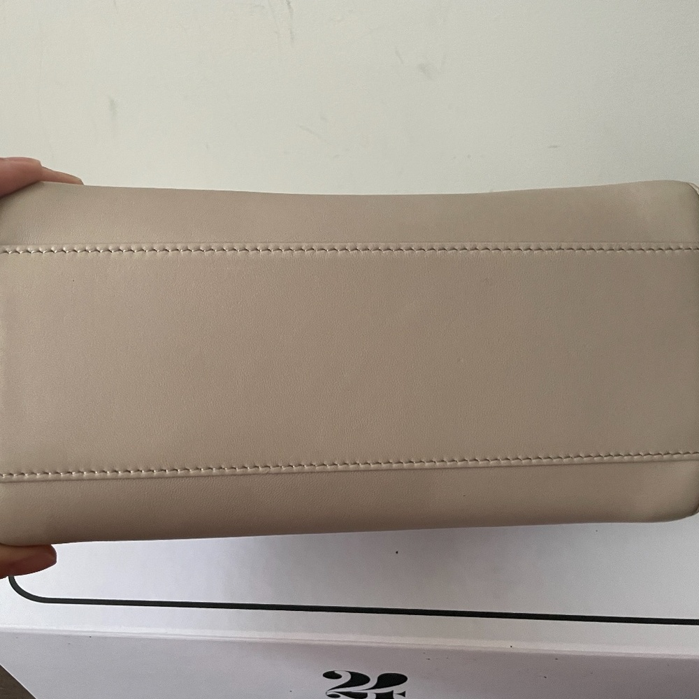 SOLD 2050 Fendi Peekaboo Mini Bicolor Crossbody Bag - Picture 5 of 16